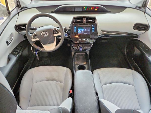 2018 TOYOTA PRIUS