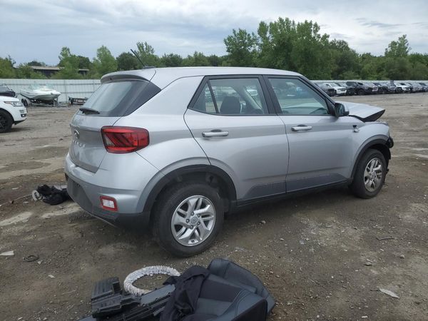 2024 HYUNDAI VENUE SE