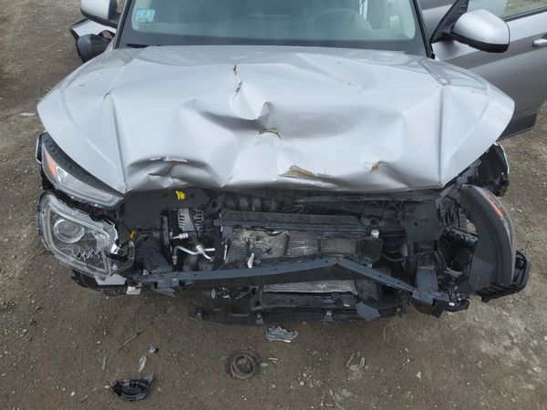 2024 HYUNDAI VENUE SE