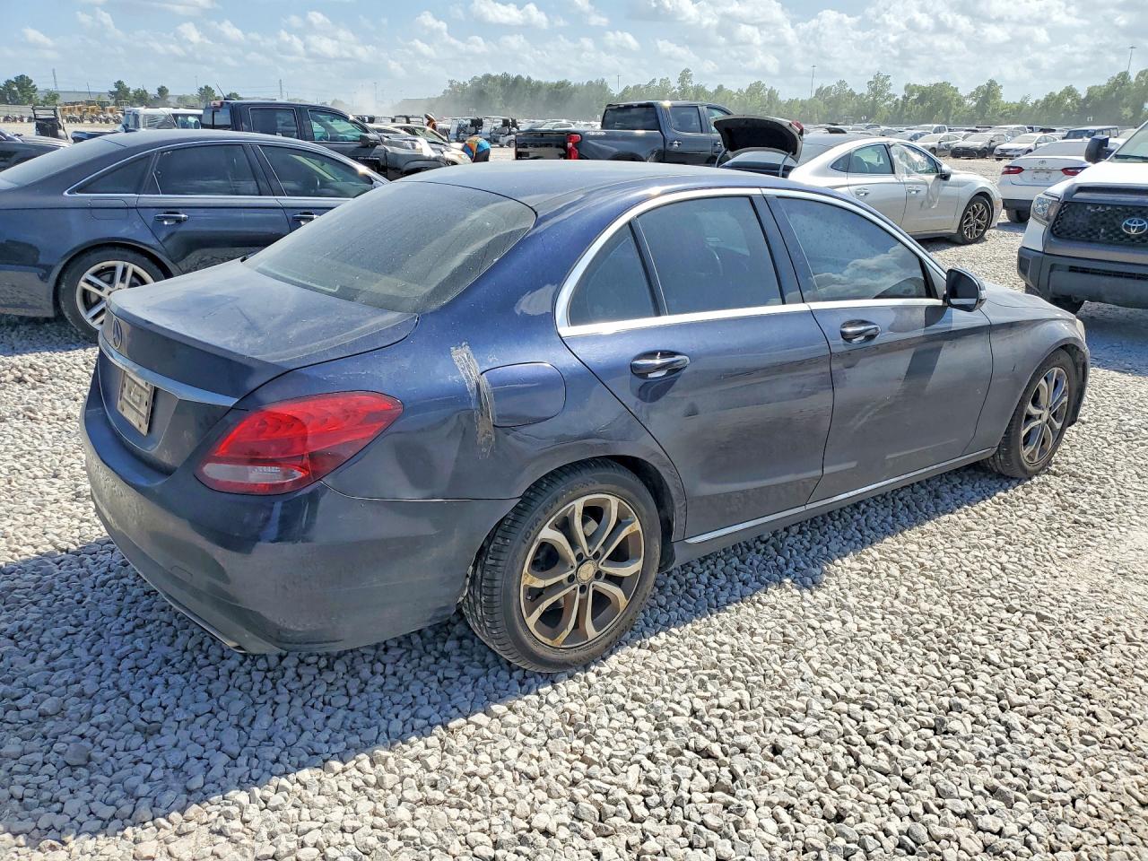 2017 MERCEDES-BENZ C C300