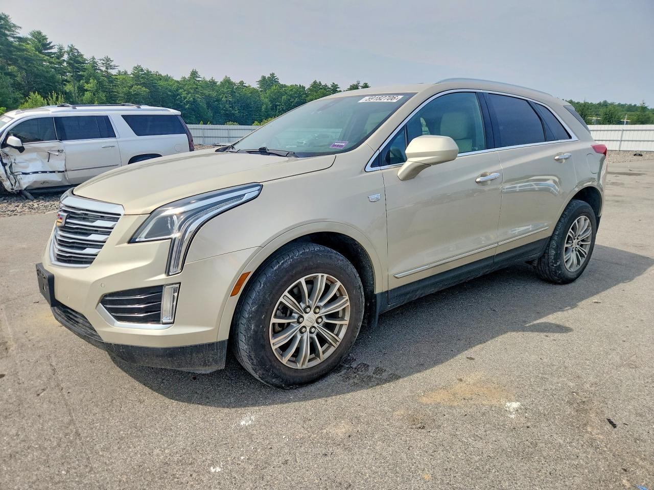 2017 CADILLAC XT5