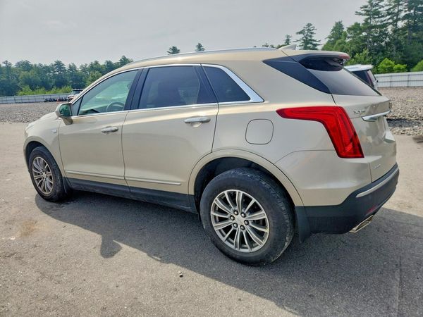 2017 CADILLAC XT5