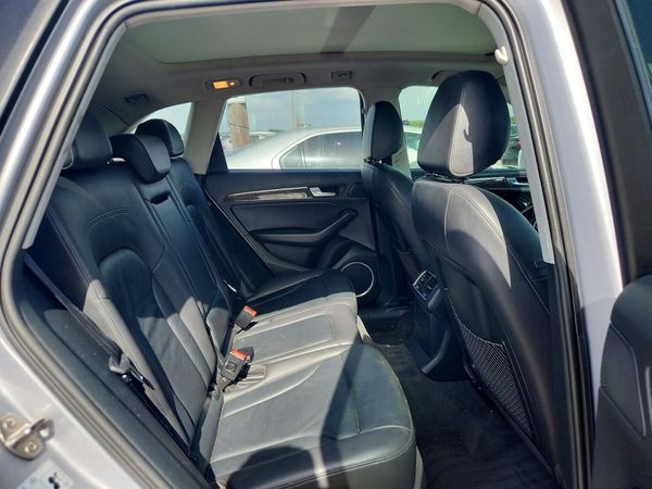 2016 AUDI Q5 quattro Premium Plus