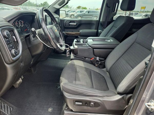 2022 CHEVROLET SILVERADO LT