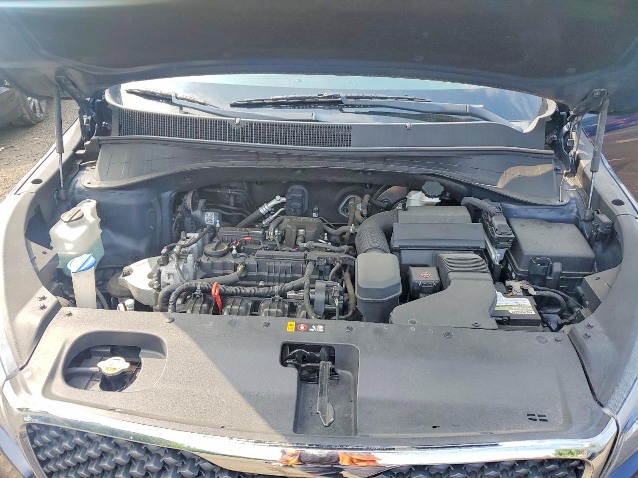 2016 KIA SORENTO L / LX