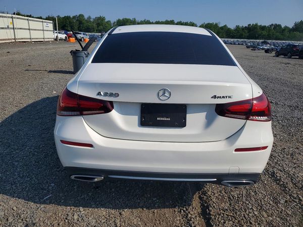2021 MERCEDES-BENZ A A220-4M