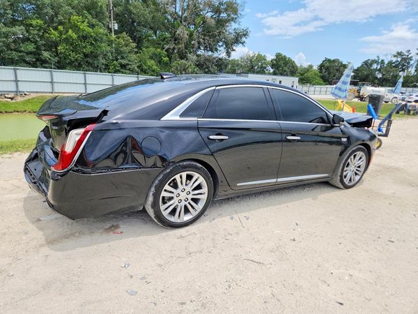 2019 CADILLAC XTS Luxury