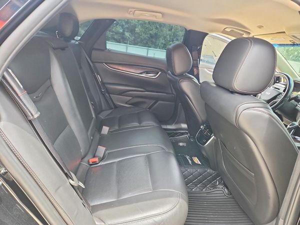 2019 CADILLAC XTS Luxury