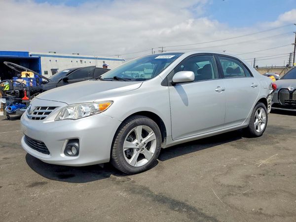 2013 TOYOTA COROLLA
