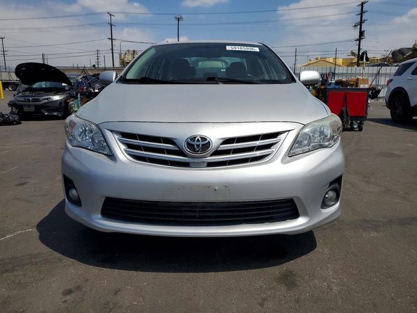 2013 TOYOTA COROLLA