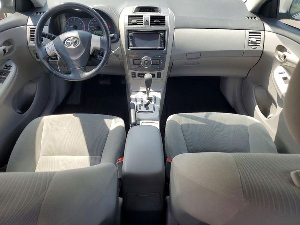 2013 TOYOTA COROLLA