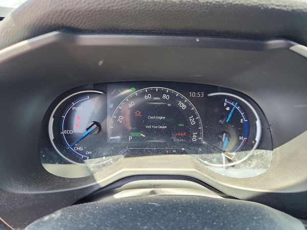 2024 TOYOTA RAV4 XLE