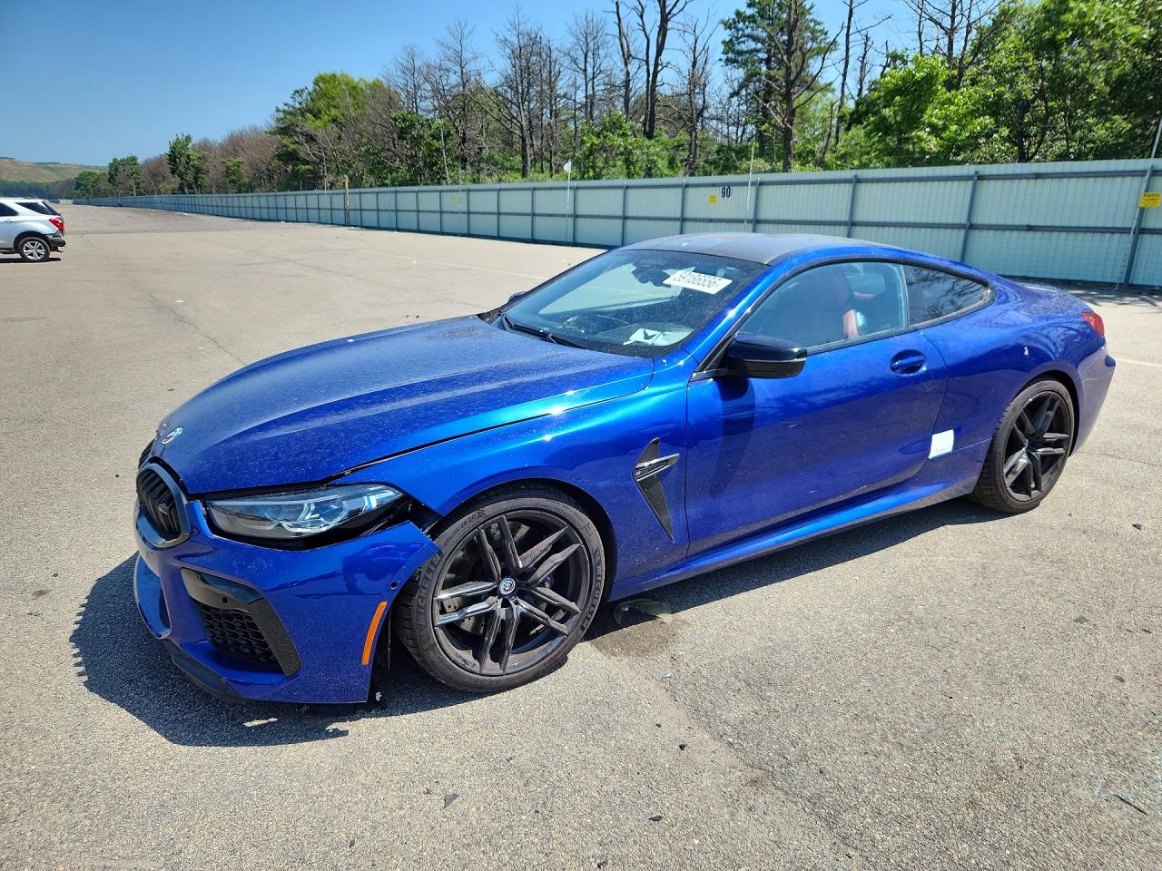 2023 BMW M8