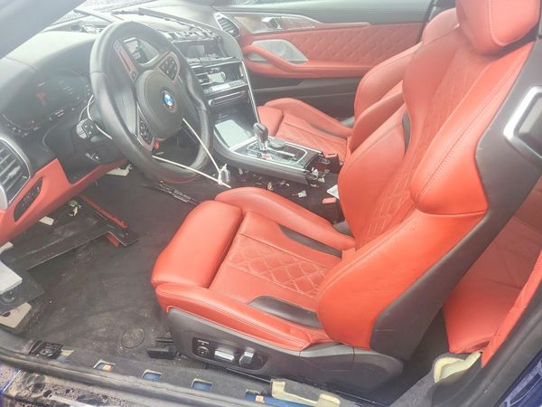 2023 BMW M8
