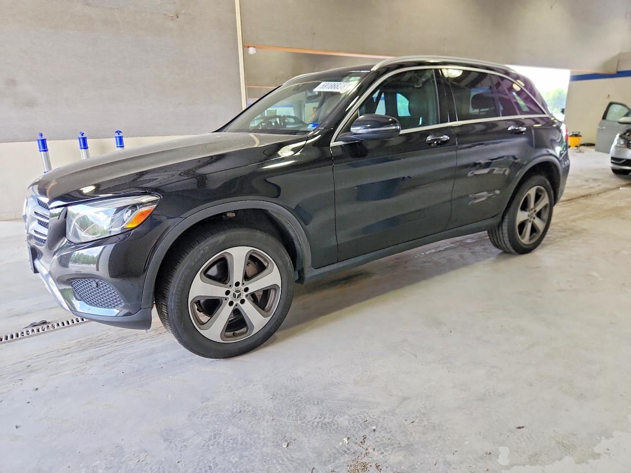 2019 MERCEDES-BENZ GLC GLC 300-4M