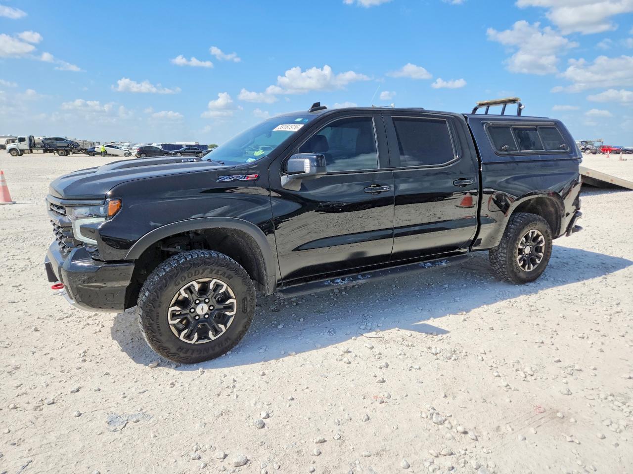 2024 CHEVROLET SILVERADO ZR2 — Front 3/4
