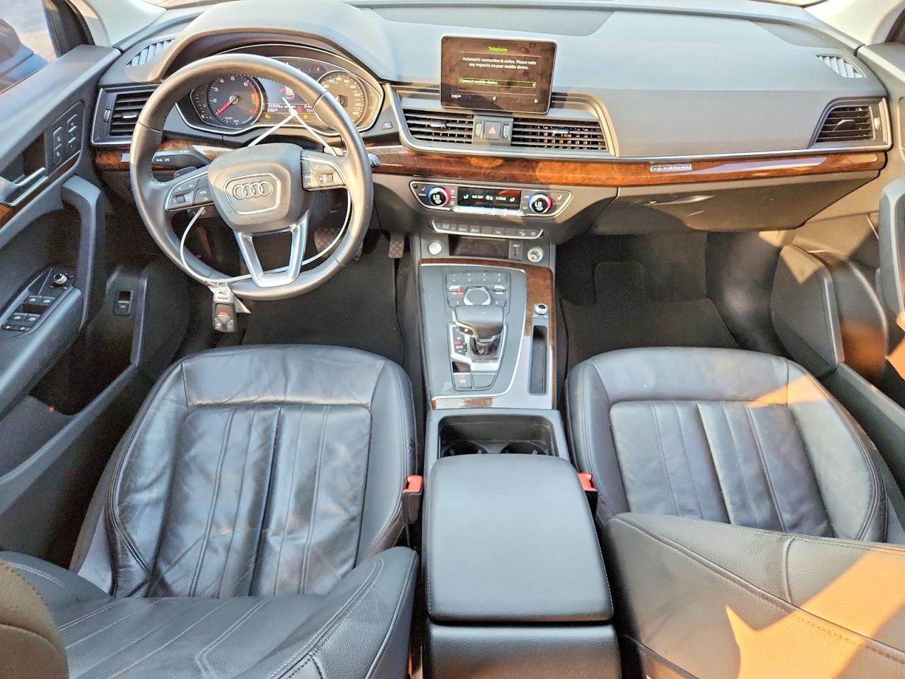 2020 AUDI Q5 quattro Premium