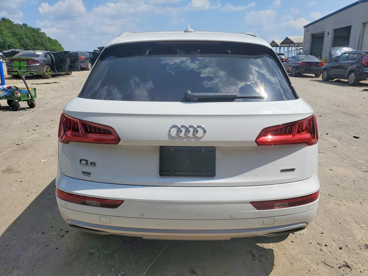 2020 AUDI Q5 quattro Premium Plus