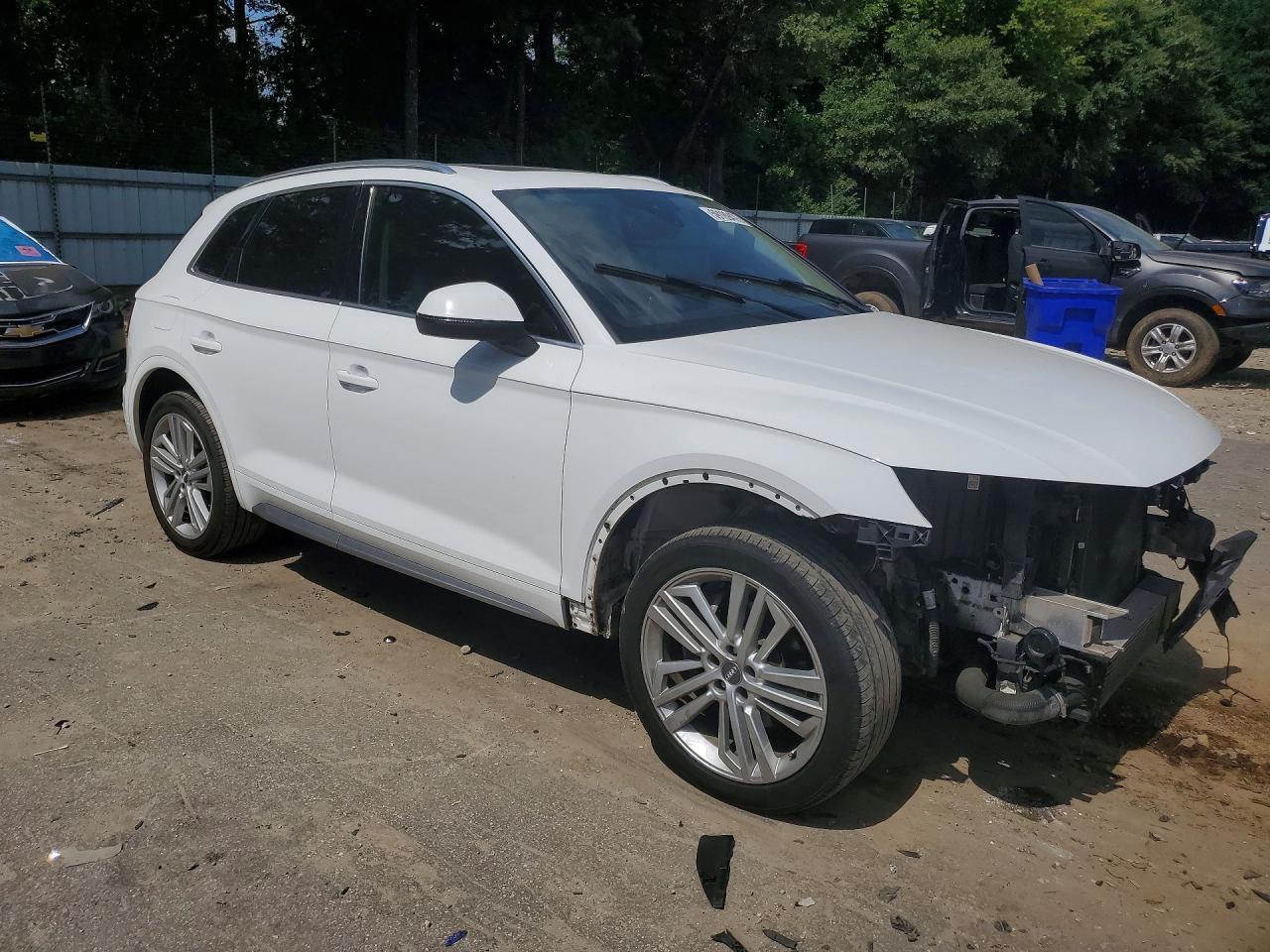 2020 AUDI Q5 quattro Premium Plus