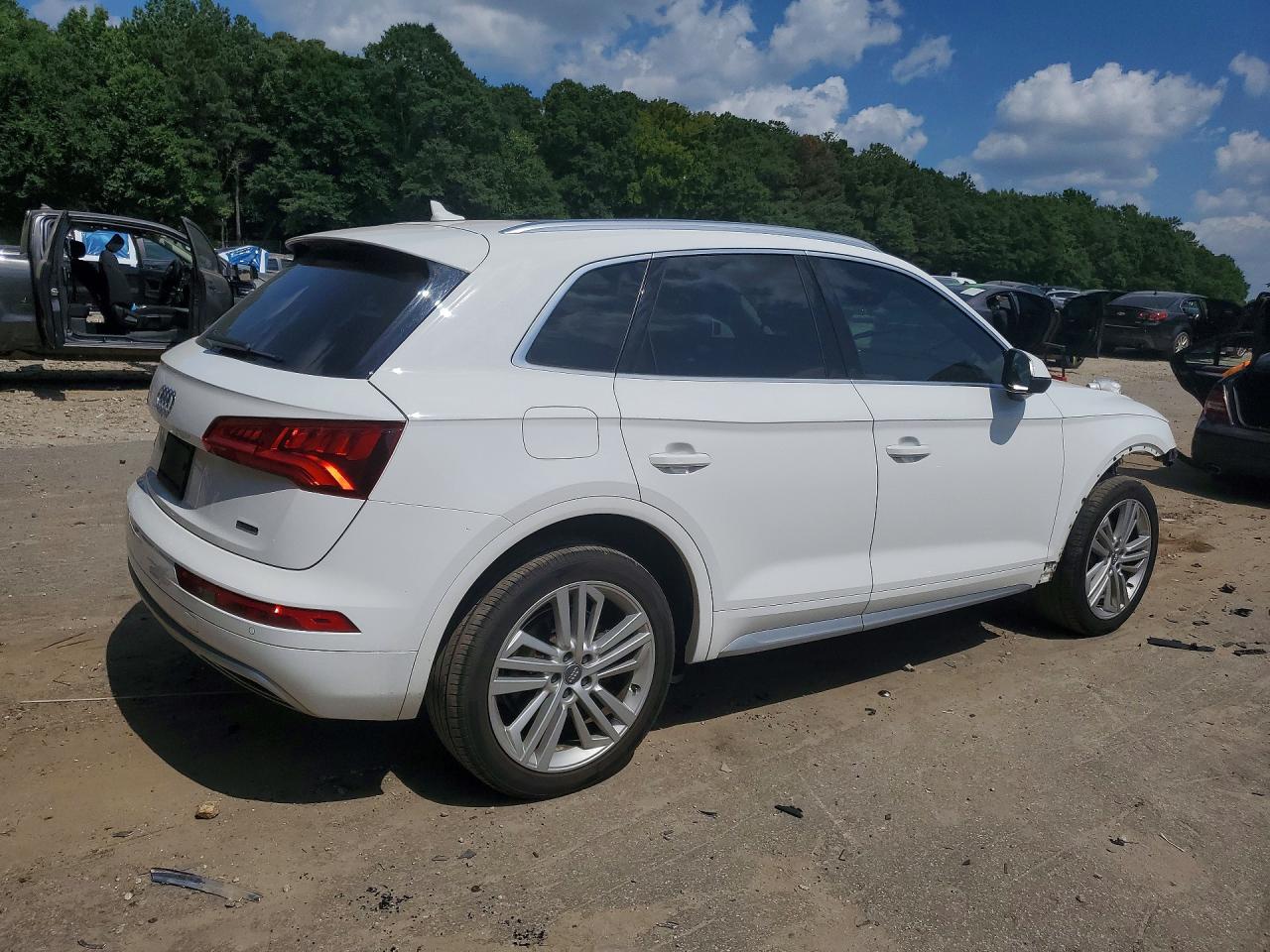 2020 AUDI Q5 quattro Premium Plus