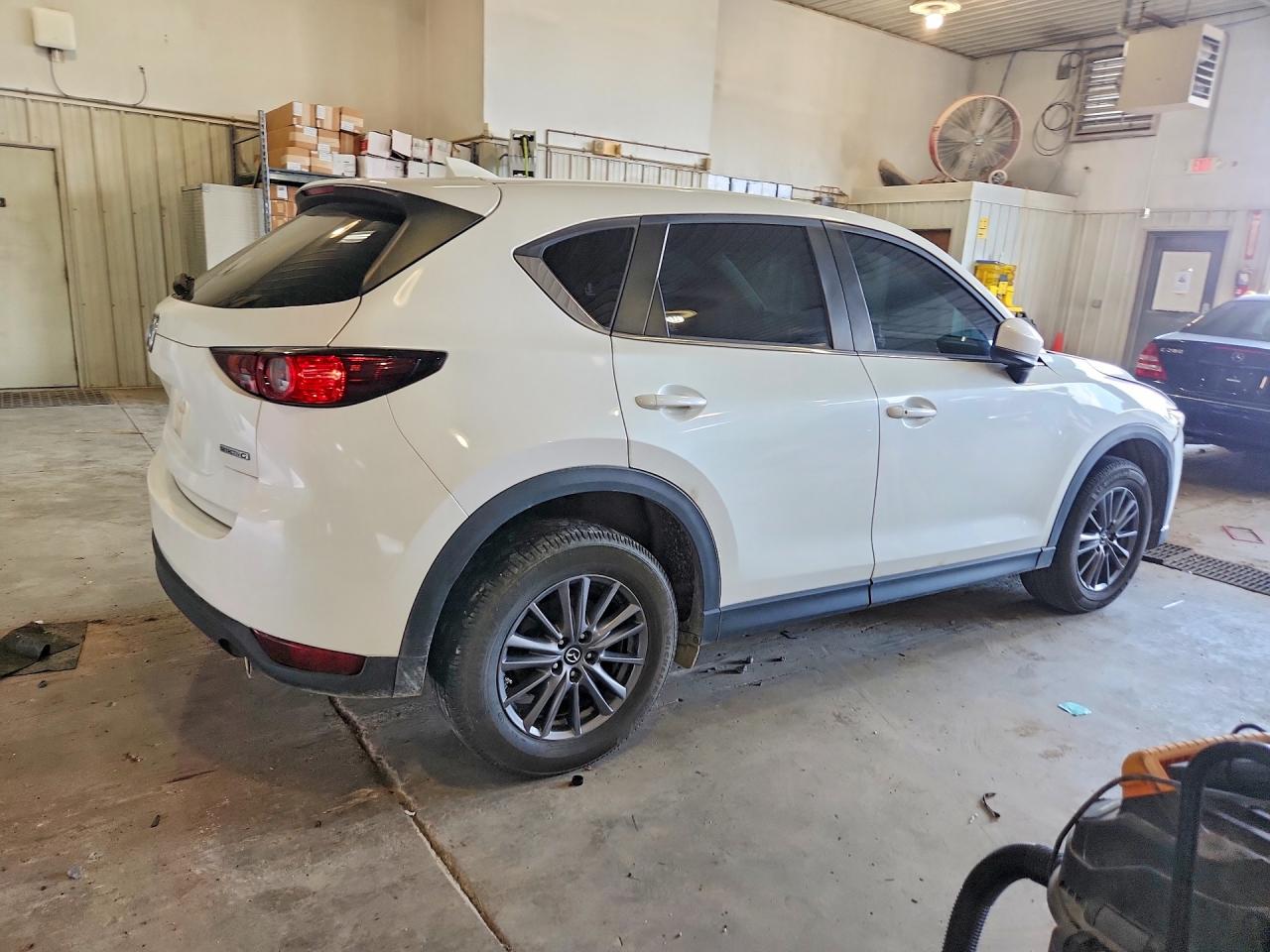 2020 MAZDA CX-5 Touring