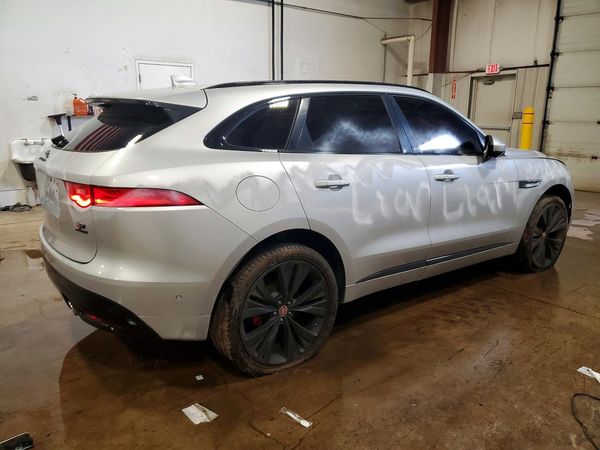 2017 JAGUAR F-PACE S