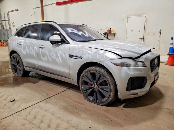 2017 JAGUAR F-PACE S