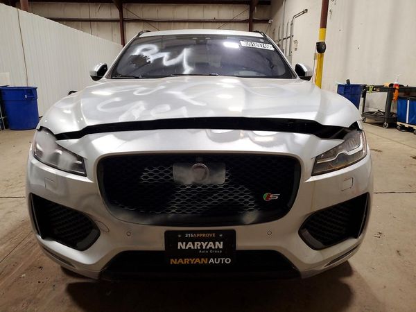 2017 JAGUAR F-PACE S