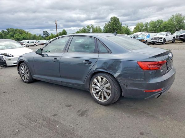 2017 AUDI A4 quattro Premium