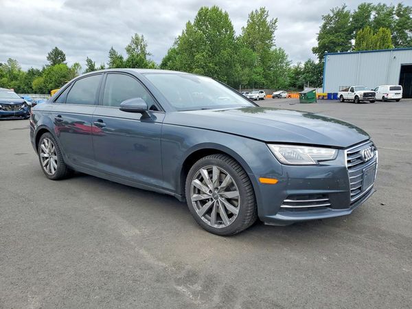 2017 AUDI A4 quattro Premium
