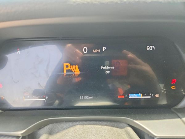 2024 JEEP GRAND CHEROKEE L LAREDO 4X2