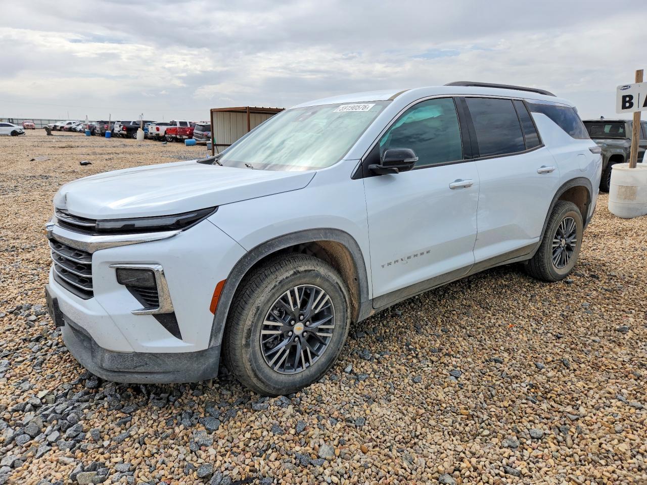 2026 CHEVROLET TRAVERSE LT