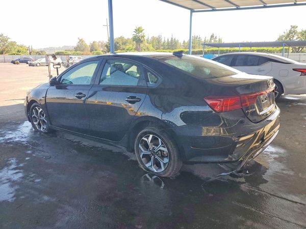 2021 KIA FORTE FE, LXS