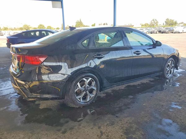 2021 KIA FORTE FE, LXS