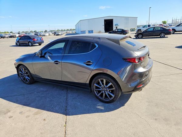 2021 MAZDA 3
