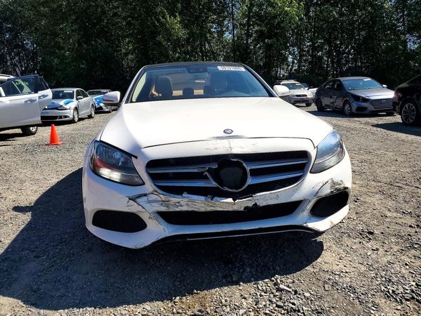 2017 MERCEDES-BENZ C C300