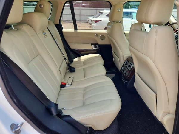 2017 LAND ROVER RANGE ROVER