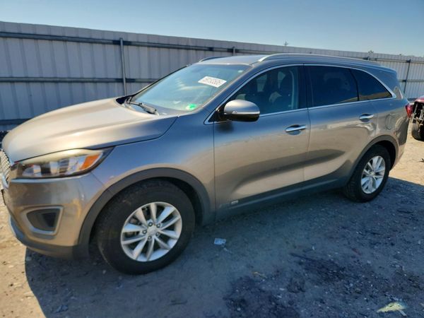 2016 KIA SORENTO L / LX