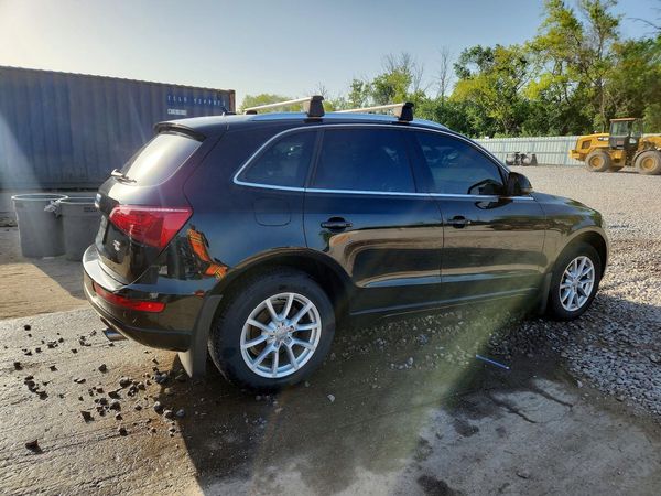 2012 AUDI Q5 Premium Plus