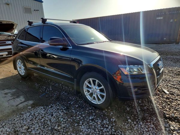 2012 AUDI Q5 Premium Plus
