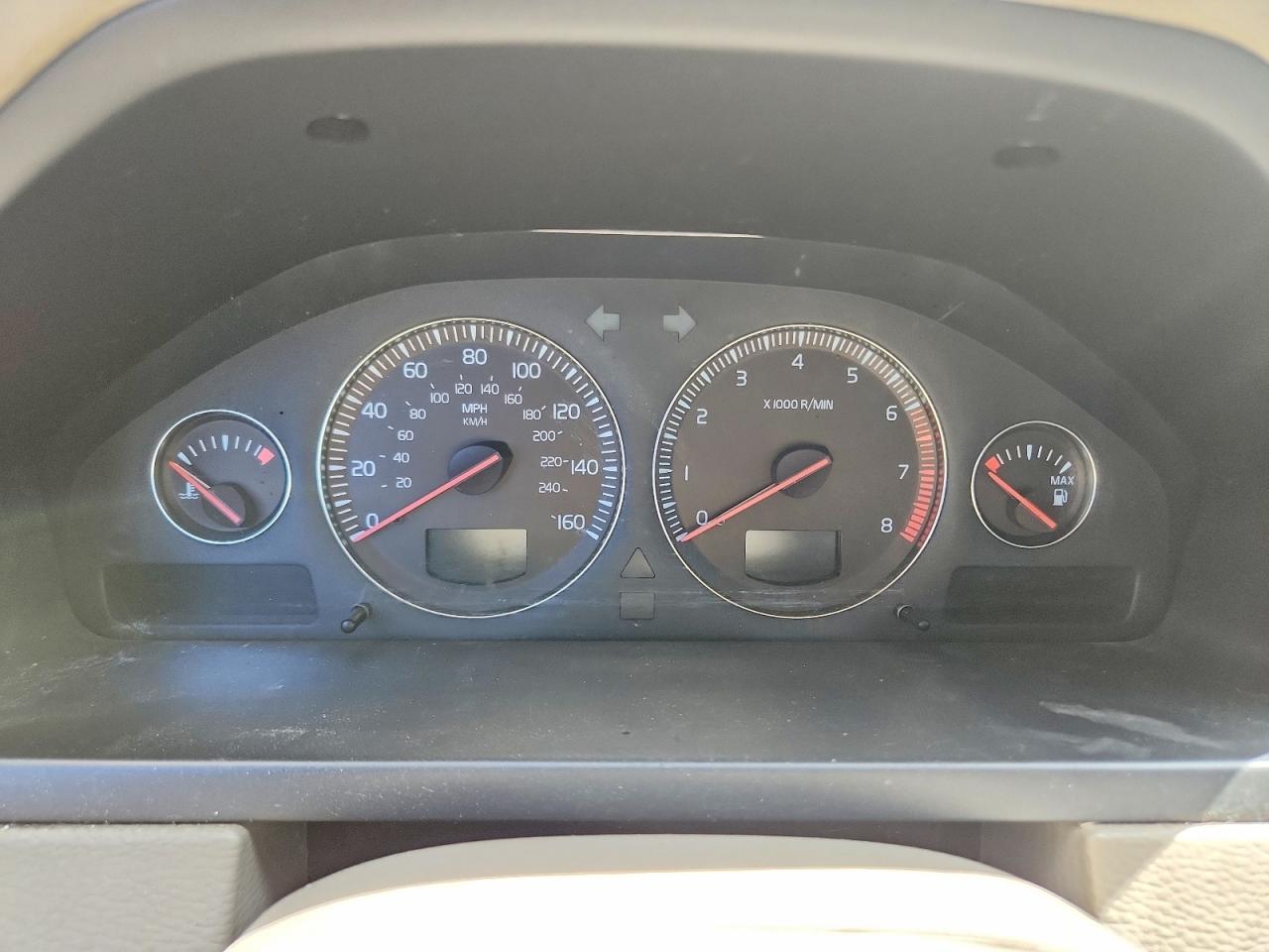 2003 VOLVO XC90