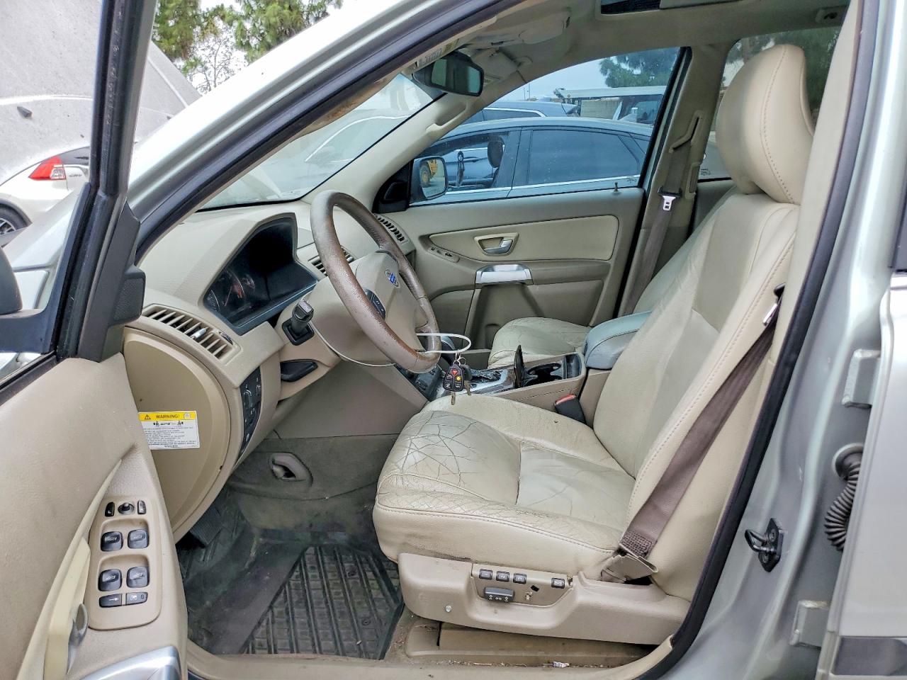 2003 VOLVO XC90