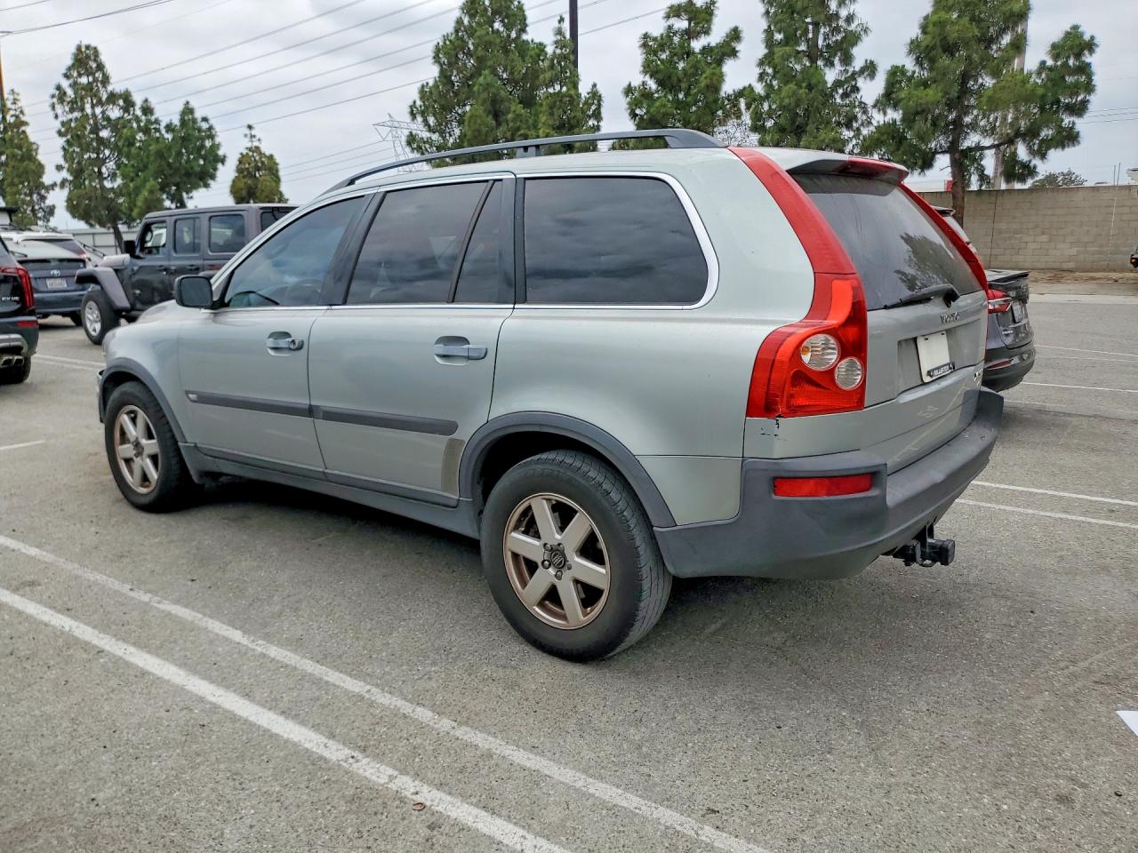 2003 VOLVO XC90