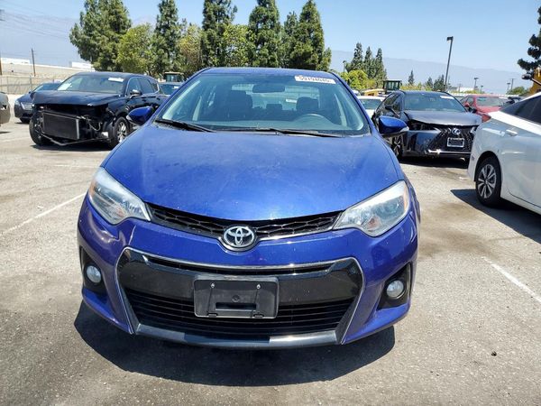 2015 TOYOTA COROLLA