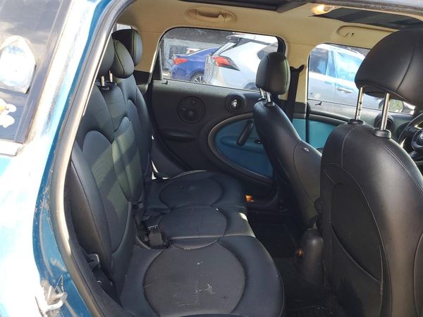 2012 MINI COOPER