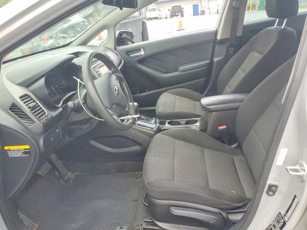 2018 KIA FORTE LX Base