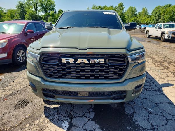 2025 RAM 1500 Big Horn/Lonestar