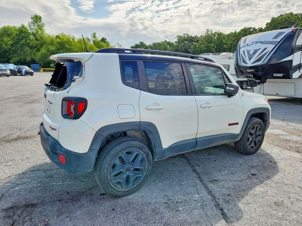 2018 JEEP RENEGADE Trailhawk