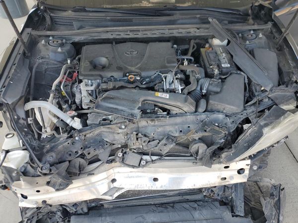 2019 TOYOTA CAMRY L/LE/SE/XLE — Engine bay