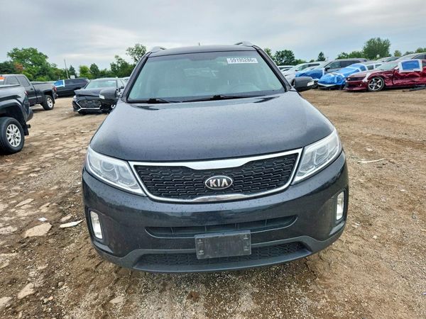 2014 KIA SORENTO Base/ LX